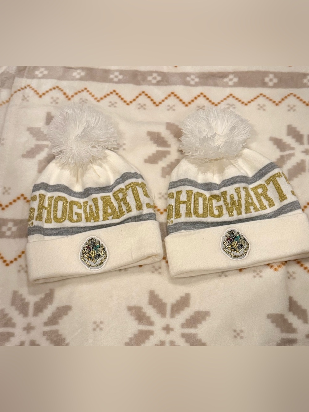 Harry Potter: Hogwarts Cream Pom Pom Beanie Set of 2 🤍🪄✨